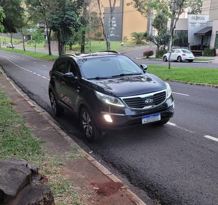 KIA SPORTAGE 2.0 LX 4X4 16V FLEX 4P AUTOMÁTICO KIA SPORTAGE 2.0 LX 4X4 16V FLEX 4P AUTOMÁTICO